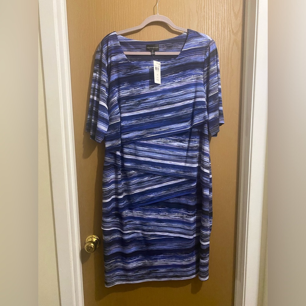 NWT Connected purple dress, 20 W